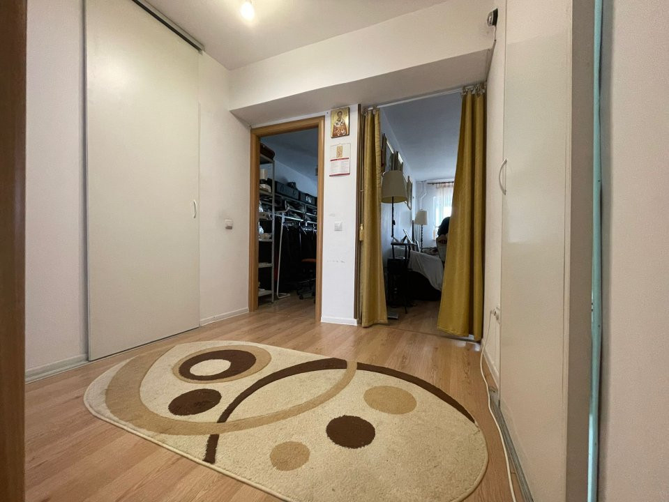5 Camere Berceni, imobil 1980, centrala, boxa, parcare