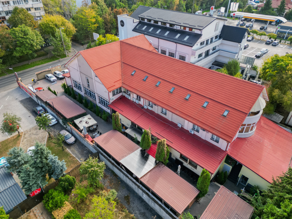 Investiția ideală!  Hotel/Balroom Drumul Taberei - Valea Oltului 