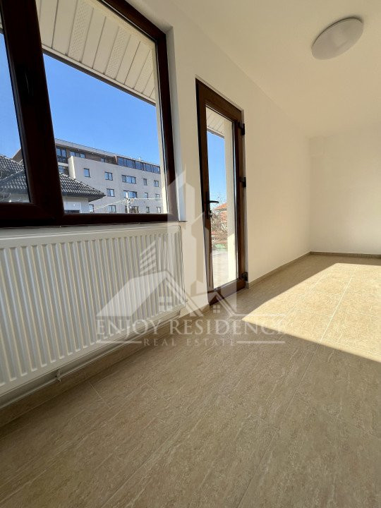  Vila D + P + 1 + M renovata complet Drumul Sarii + garaj 