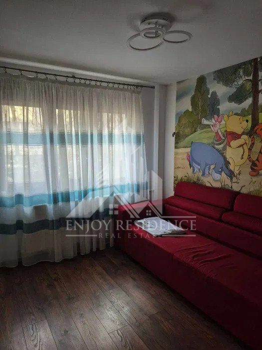 Apartament 3 camere, 3 min de metrou