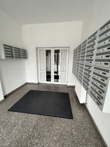 Garsoniera Quadra Residence Lujerului Politehnica Militari