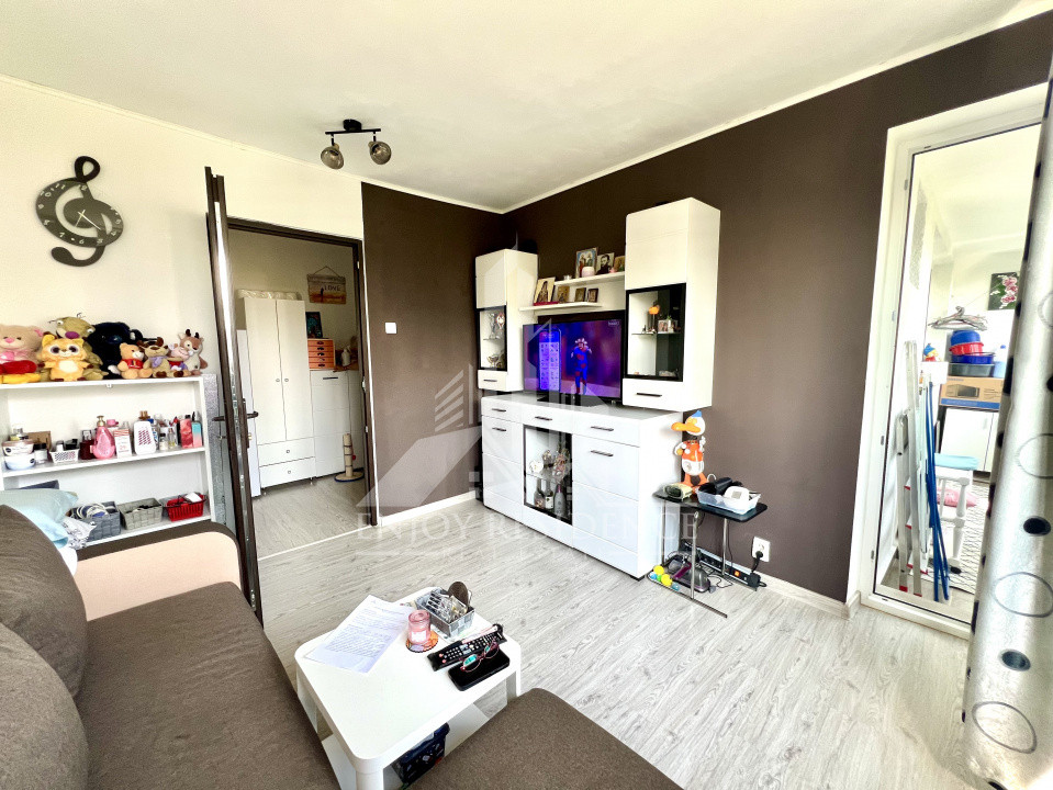 2 Camere decomandat MODERNIZAT | SUPER POZITIE | Metrou la 5 minute