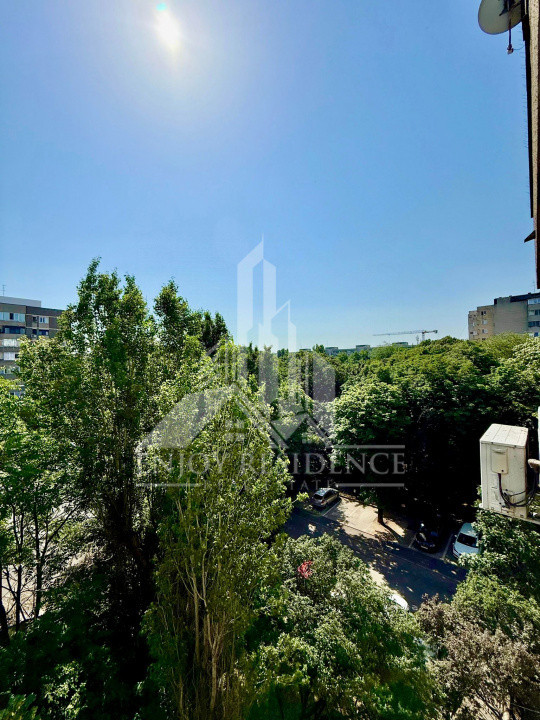 EXCLUSIV! 2 camere decomandat, vedere panoramica Bd. Timisoara - Plaza Romania