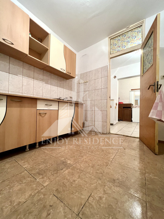  2 camere decomandat P/8 C-tin Brancoveanu, REABILITAT TERMIC