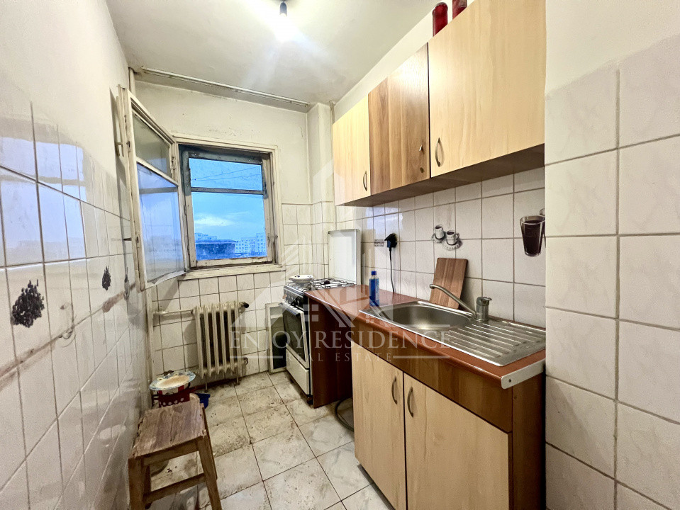 OCAZIE! Garsoniera decomandata | SUPER POZITIE | METROU GORJULUI 5 MINUTE