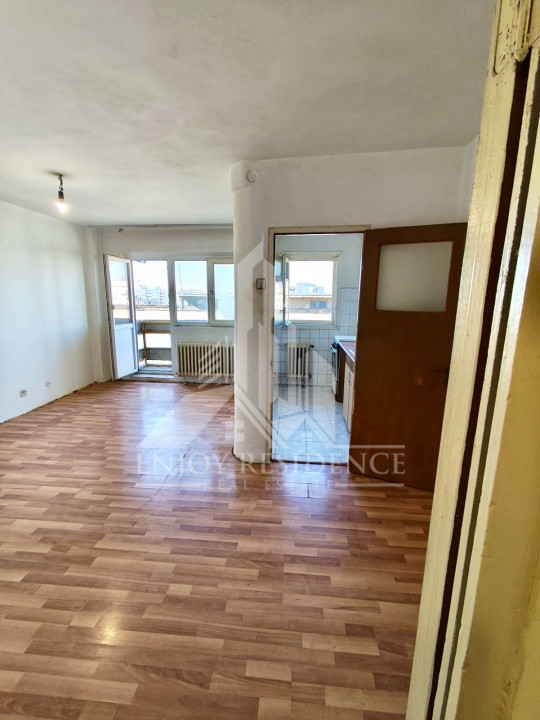 OCAZIE! Garsoniera decomandata | SUPER POZITIE | METROU GORJULUI 5 MINUTE