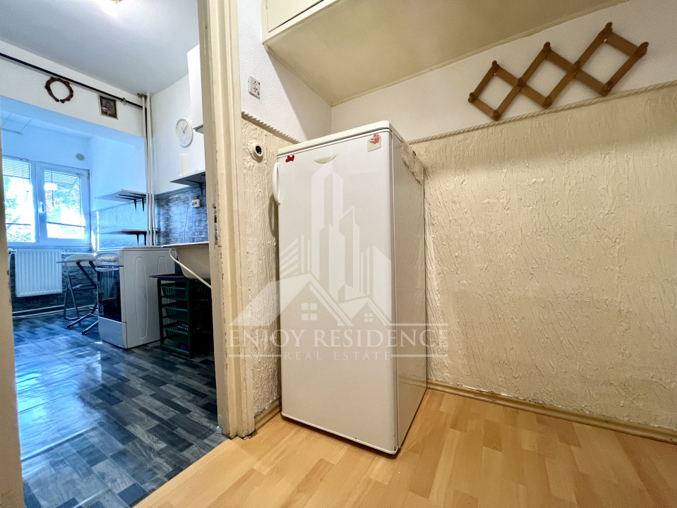 Garsoniera decomandata | CENTRALA PROPRIE 24 Kw | 5 MINUTE DE METROU