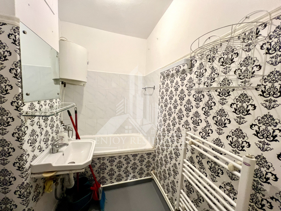 Garsoniera decomandata | CENTRALA PROPRIE 24 Kw | 5 MINUTE DE METROU