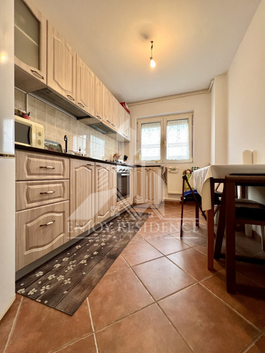 SUPERB! Apartament 3 camere Crangasi | 1980 REABILITAT TERMIC | 700m Metrou 