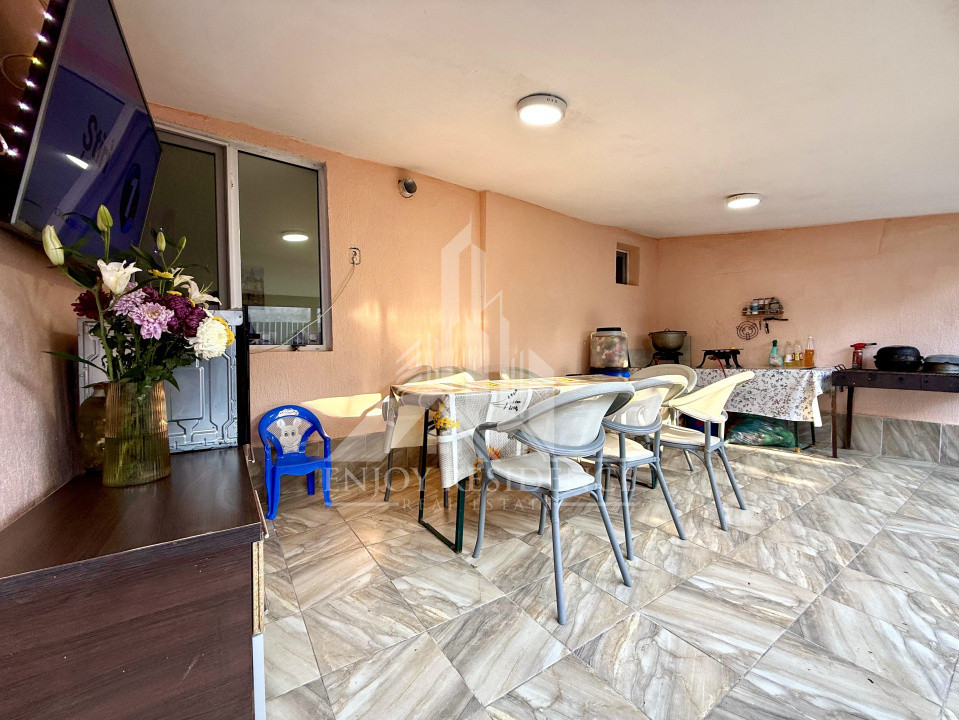 VEZI VIDEO!  Casa la pret de Garsoniera | Virtutii | Izolata termic, curte