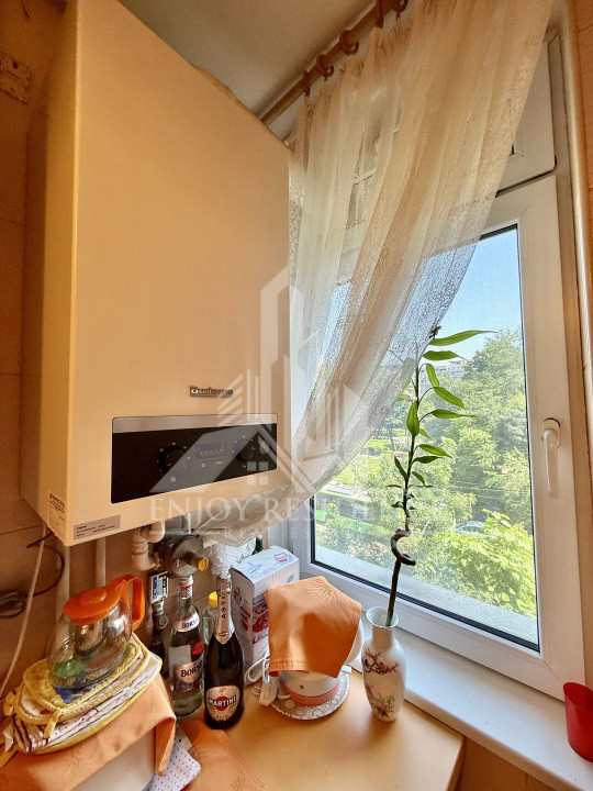 SUPER POZITIE! 2 camere Gara de Nord, centrala individuală, etaj 2