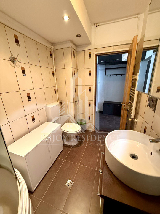 Garsoniera moderna | Etaj 3/5 | Centrala proprie | Berceni - Aparatorii Patriei