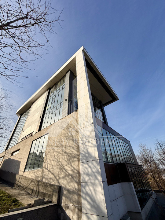 Cladire birouri 2020 | 1250 mp | S+P+4E | Sector 2