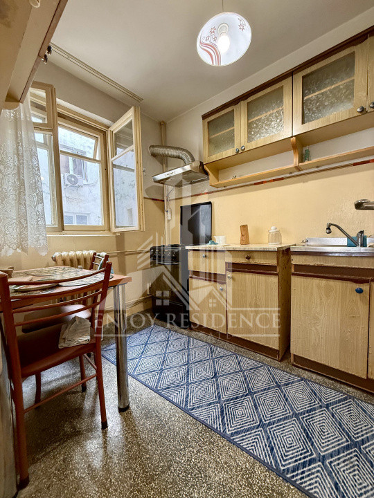 VEZI VIDEO! 3 Camere circular | 6/10 | Metrou C-tin Brancusi la scara 