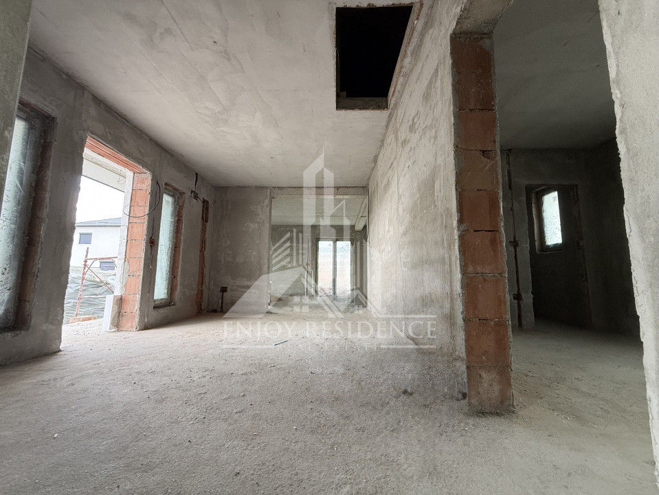 Ansamblu case individuale pe parter 2026 | Curte 400mp | Domnesti