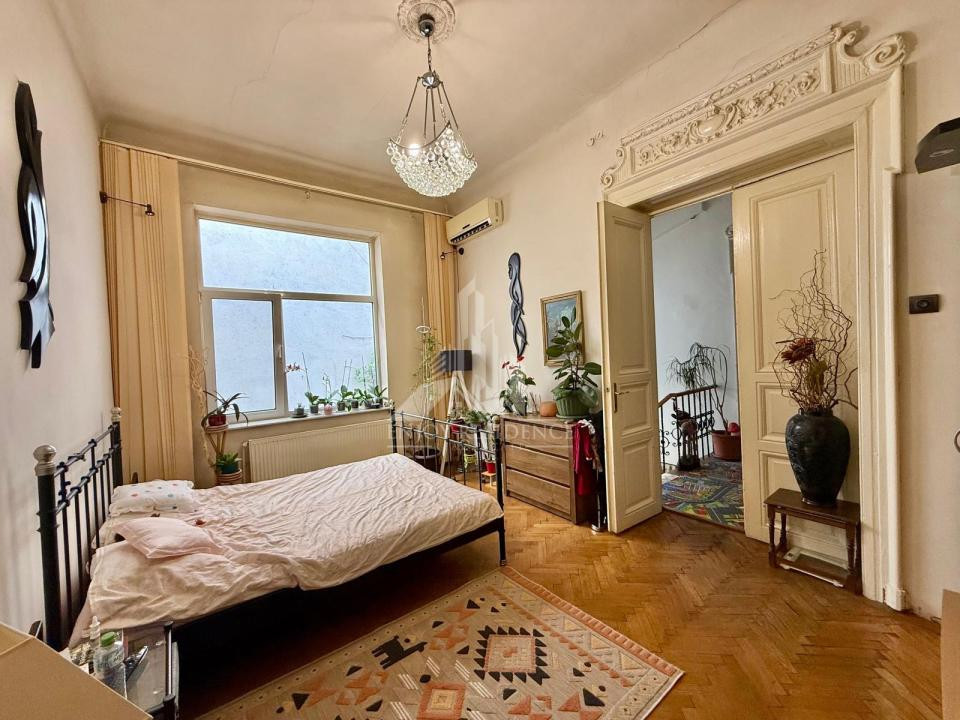 VEZI VIDEO! Casa 5 camere in Centru | 10 min Universitate 
