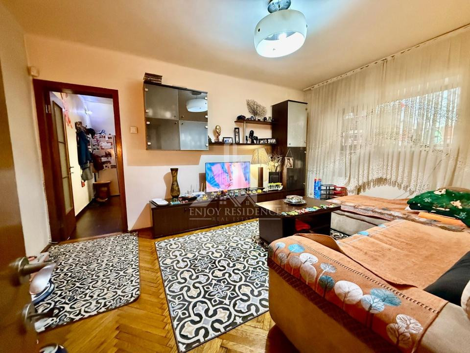VEZI VIDEO! Casa 5 camere in Centru | 10 min Universitate 