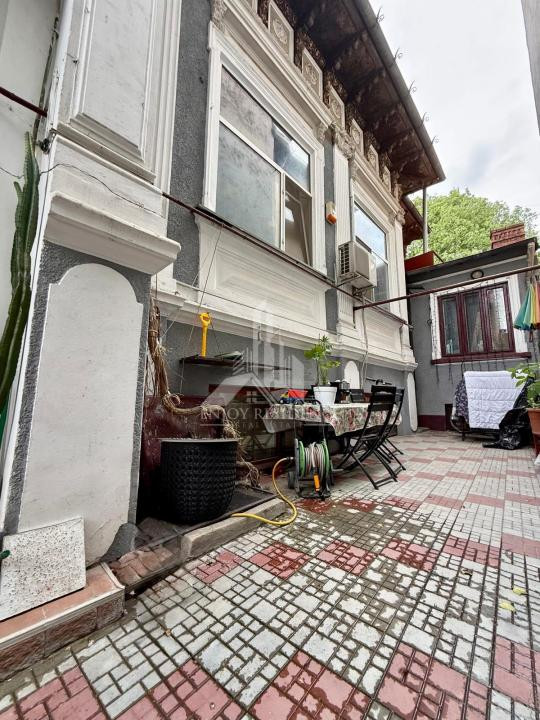 VEZI VIDEO! Casa 5 camere in Centru | 10 min Universitate 