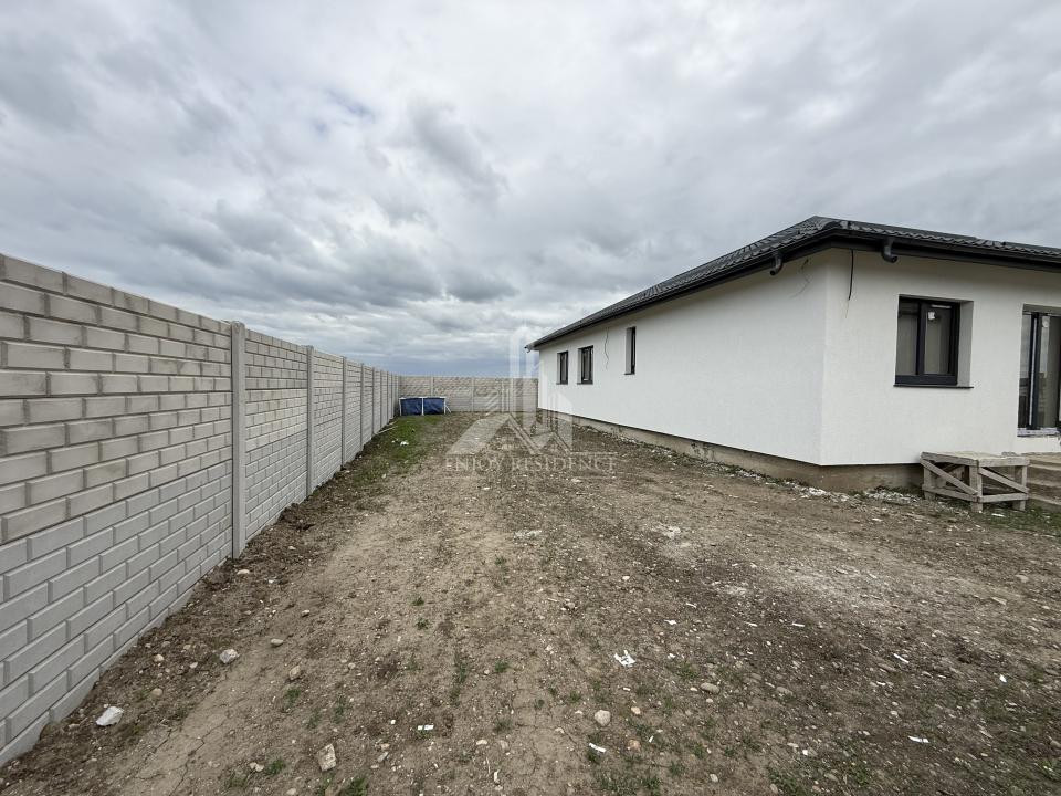 ULTIMA CASA! Ansamblu case individuale 2026 | Curte 400mp | Domnesti