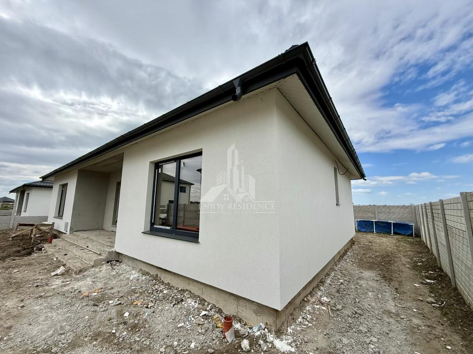 ULTIMA CASA! Ansamblu case individuale 2026 | Curte 400mp | Domnesti