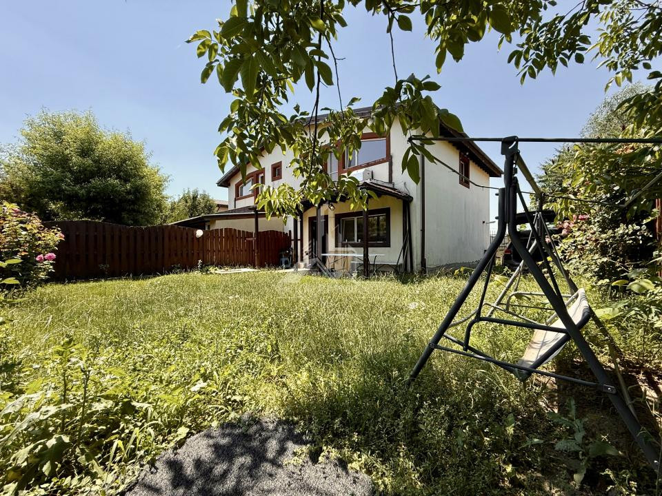 VEZI VIDEO! Vila cu 3 camere, 2 bai | P+M | Domnesti - Teghes