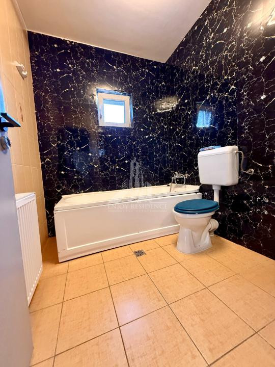VEZI VIDEO! Vila cu 3 camere, 2 bai | P+M | Domnesti - Teghes